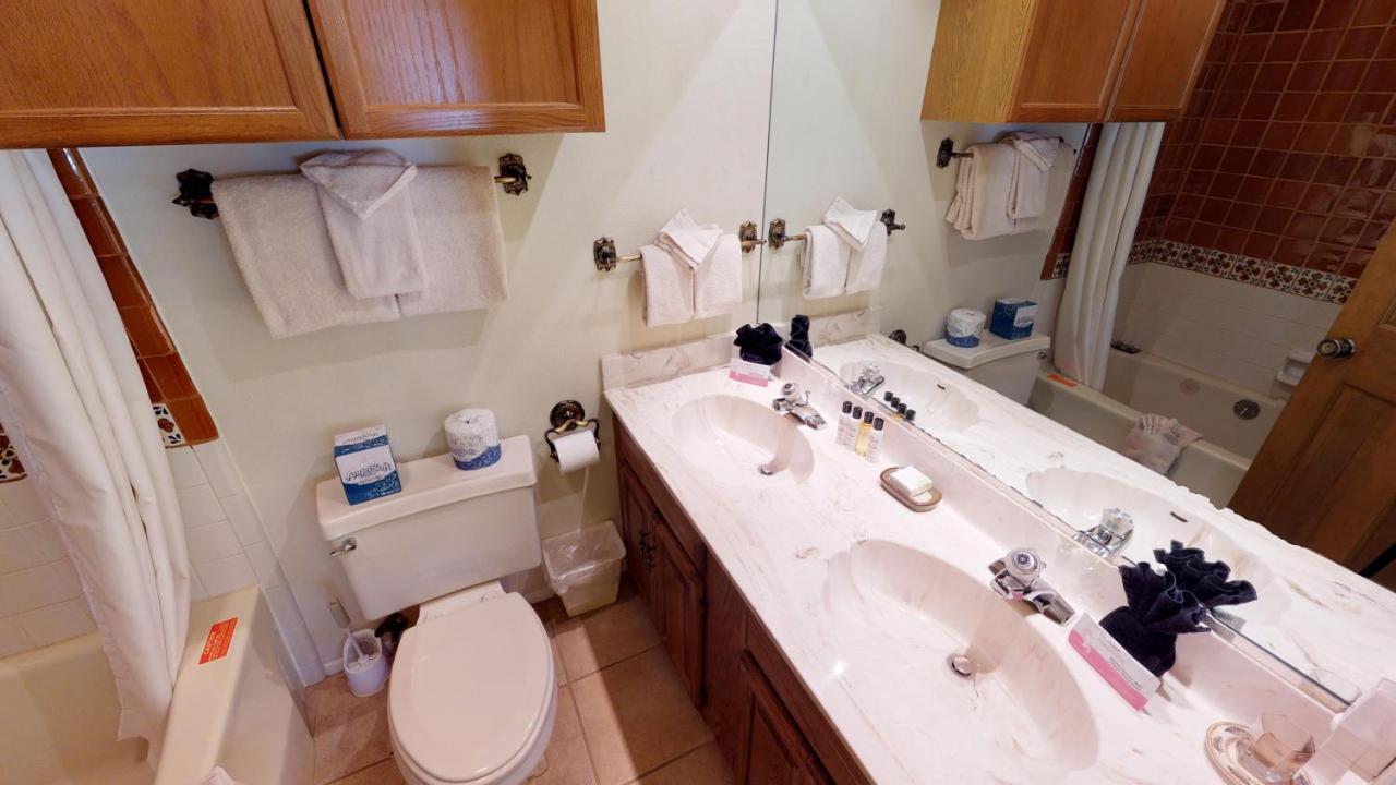 Flagg Mountain 7 Townhouse With High Speed Wifi Διαμέρισμα Red River Εξωτερικό φωτογραφία